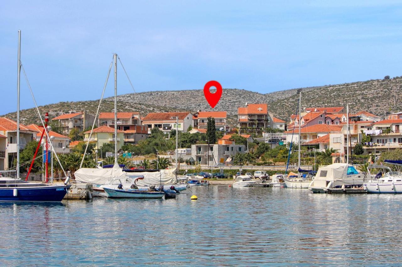 Apartments And Rooms With Parking Space Marina, Trogir - 5953 المظهر الخارجي الصورة