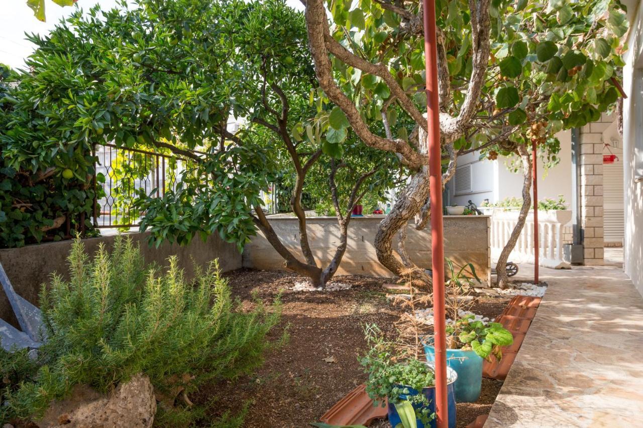 Apartments And Rooms With Parking Space Marina, Trogir - 5953 المظهر الخارجي الصورة